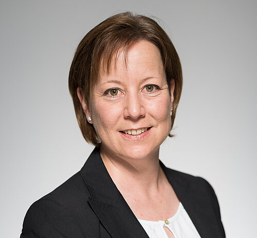  Bild Nadine Carrier